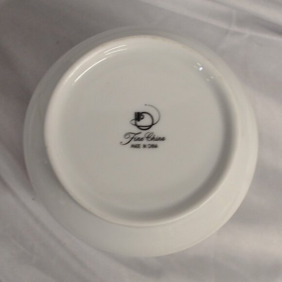 Silverie 12 oz vintage Iris sugar bowl with lid porcelain? (219w) - Picture 11 of 12